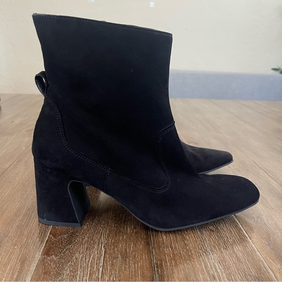 PAUL GREEN SERENA BOOT Women’s 9 Black Suede Ankle Heel Booties Square Toe - Picture 4 of 9